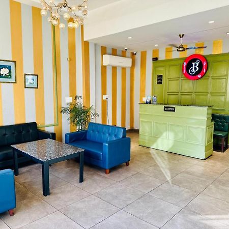 Hotel Golden Fern Patiala Exterior photo